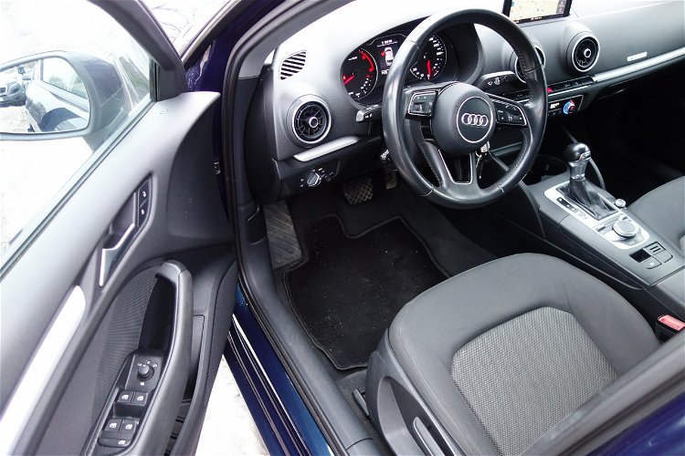 Audi A3 1.6TDI 110KM S-Tronic Navigacja Klimatronic Alu Gwarancja zdjęcie 2