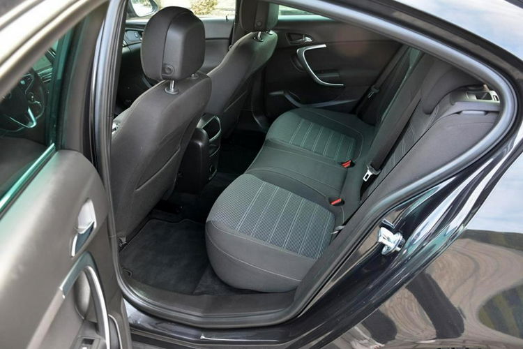 Opel Insignia 1.6T(170KM) Bi-Xenon Led Zegary Virtual Bose Navi 2x Parkt Alu 18" zdjęcie 19