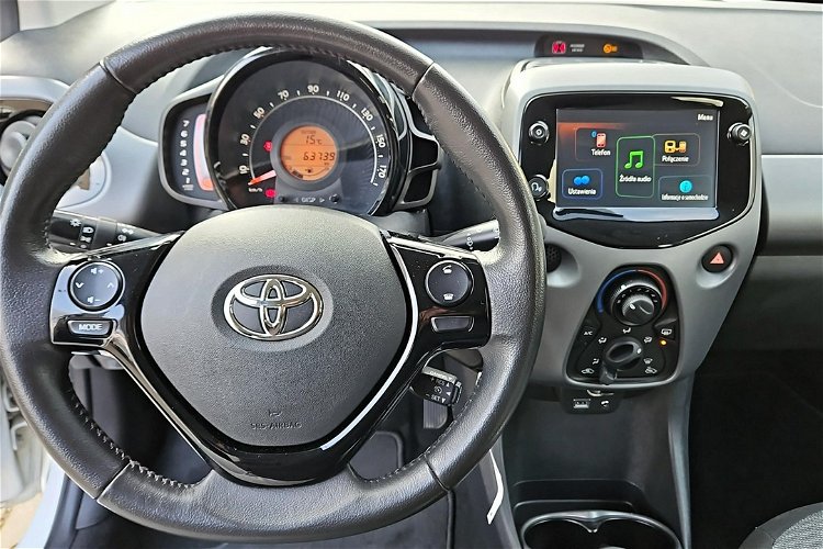 Toyota Aygo 1.0 VVTi 72KM X-PLAY TECH, salon Polska, gwarancja, FV23% zdjęcie 15
