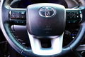 samochód osobowy Toyota zdjęcie 14