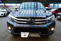 samochód osobowy Toyota zdjęcie 1