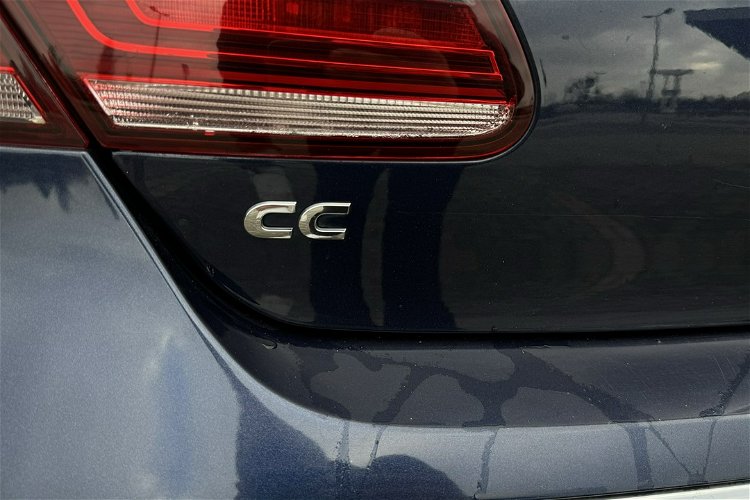 Volkswagen Passat CC 2.0i automat dwukolorowa skóra max wyposażenie bez wkładu rok gwarancj zdjęcie 20