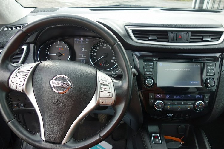 Nissan Qashqai 1.5dCi 110KM Panorama Nawigacja Kamery 360 Hak Pół Skóry Zamiana zdjęcie 12