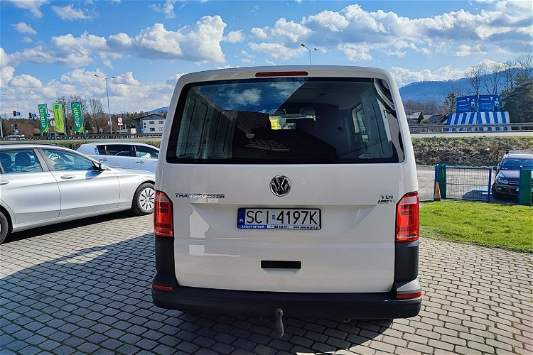Volkswagen Transporter niski przebieg + klimatyzacja i 2 klucze zdjęcie 8