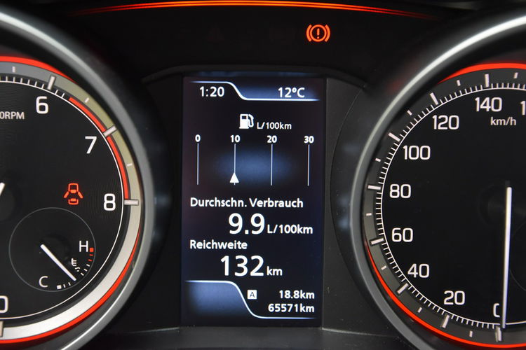 Suzuki Swift 1.0 Hybryda Gwarancja Bogate Wyposażenie Zadbane zdjęcie 25