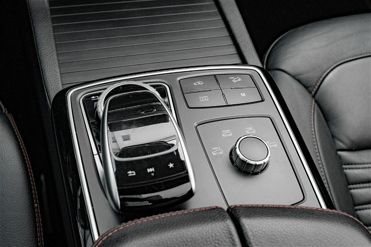 Mercedes GLE 350 3.0 350d 258KM 4Matic Skóra Nawigacja Szyberdach Salon PL VAT 23% zdjęcie 23