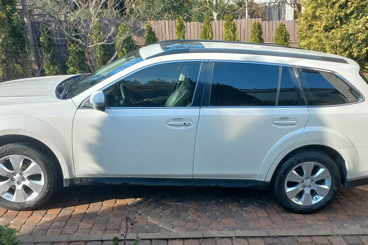 Subaru OUTBACK Salon PL 4x4 3.6 V 260KM Bezwypadkowy Full Opcja Biała Perła zdjęcie 19