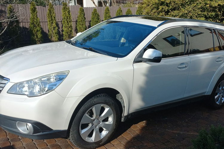 Subaru OUTBACK Salon PL 4x4 3.6 V 260KM Bezwypadkowy Full Opcja Biała Perła zdjęcie 20