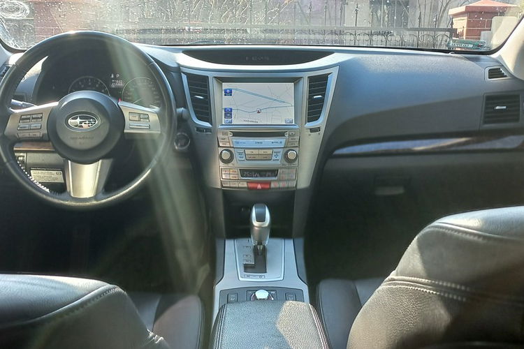 Subaru OUTBACK Salon PL 4x4 3.6 V 260KM Bezwypadkowy Full Opcja Biała Perła zdjęcie 24
