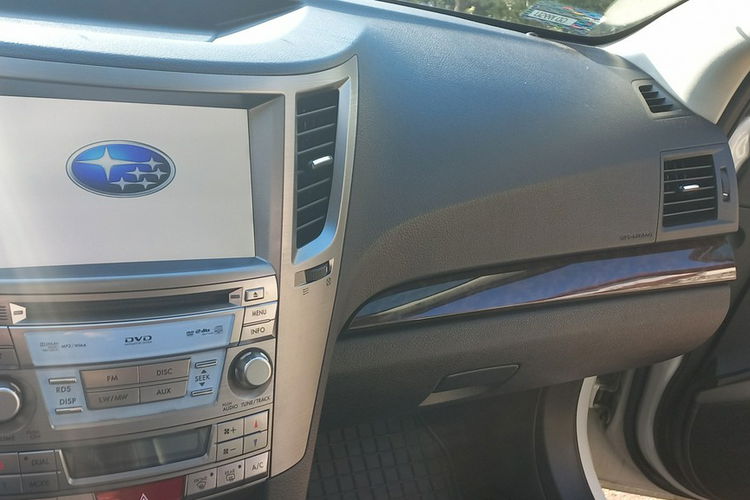 Subaru OUTBACK Salon PL 4x4 3.6 V 260KM Bezwypadkowy Full Opcja Biała Perła zdjęcie 50