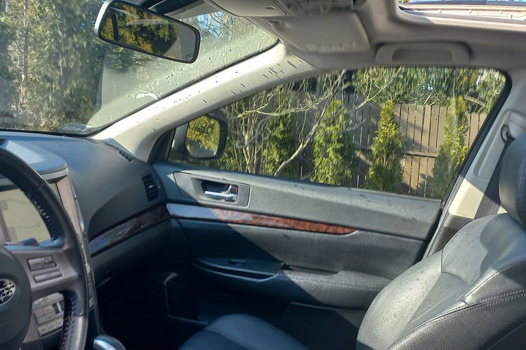 Subaru OUTBACK Salon PL 4x4 3.6 V 260KM Bezwypadkowy Full Opcja Biała Perła zdjęcie 52