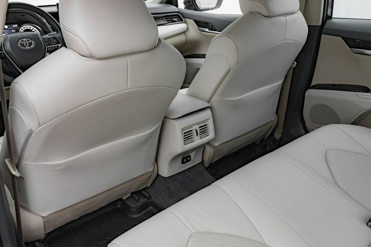 Toyota Camry 2.5 Hybrid Executive CVT Podgrz.f Elektr.f K.cofania Salon PL VAT 23% zdjęcie 26