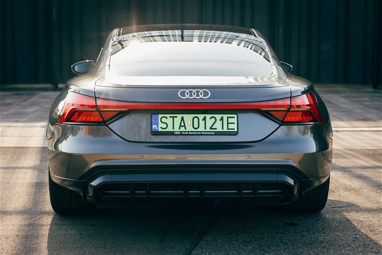Audi e-tron GT VAT 23% Design-pakiet Quattro Panorama Matrix-LED Bang&Olufsen zdjęcie 11