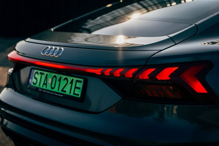 Audi e-tron GT VAT 23% Design-pakiet Quattro Panorama Matrix-LED Bang&Olufsen zdjęcie 13