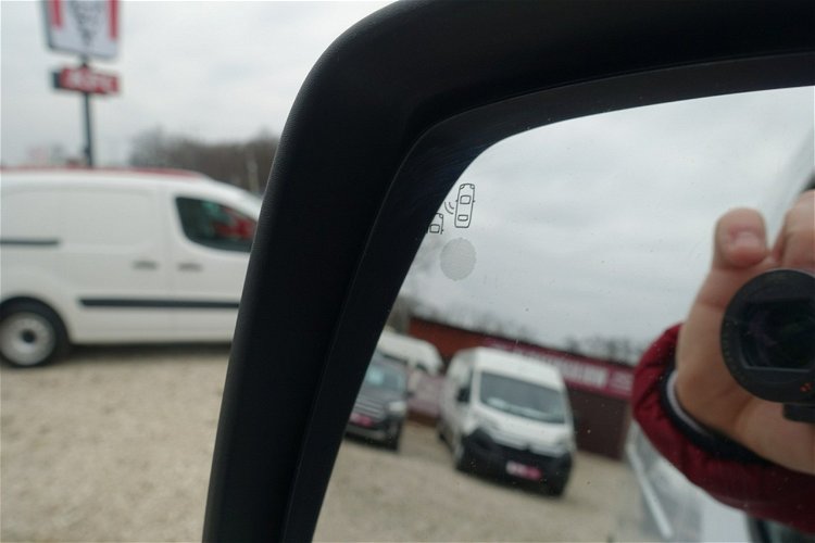 Opel Movano Fv 23% / Automat / L2H2 / Klimatronic / Navi / Martwa Strefa / Kamera zdjęcie 26