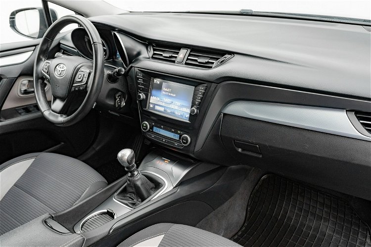 Toyota Avensis 2.0 D-4D 143KM K.cofania Xenon 2 stref klima Salon PL VAT 23% zdjęcie 35