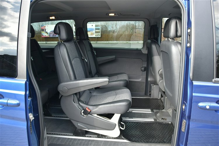Mercedes Viano 2.2CDi 163KM Aut. 2011r. lift 2x drzwi 8os. Xenon LED 2xPDC HAK zdjęcie 12