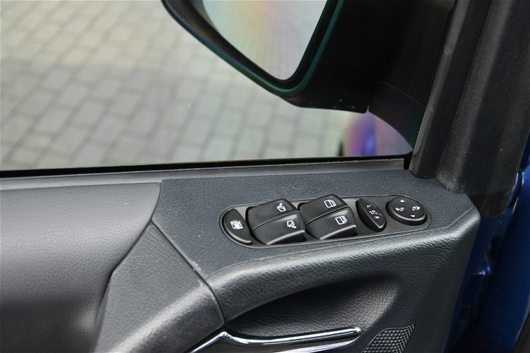 Mercedes Viano 2.2CDi 163KM Aut. 2011r. lift 2x drzwi 8os. Xenon LED 2xPDC HAK zdjęcie 14