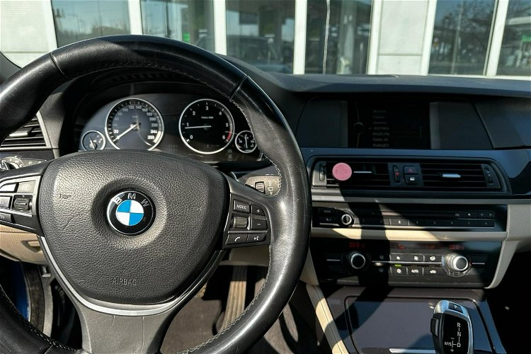 BMW 525 Bardzo zadbana - bezwypadkowa zdjęcie 12
