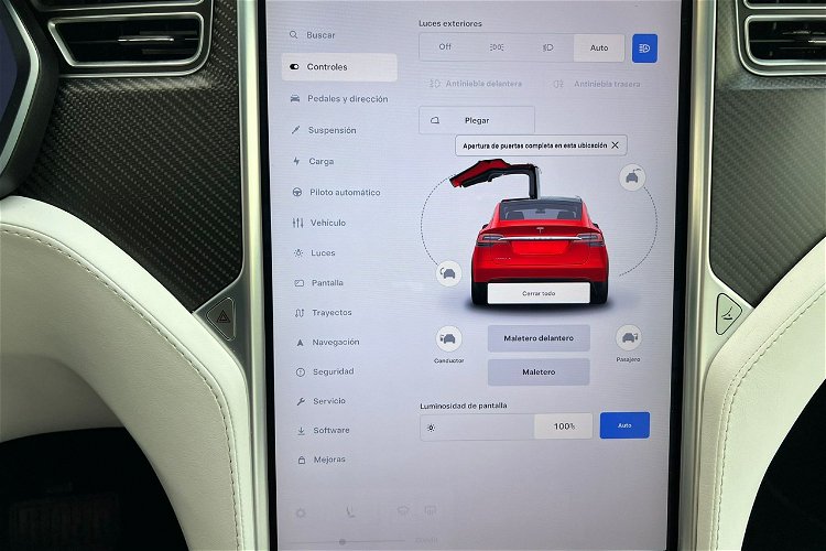 Tesla Model X Bardzo zadbana - bezwypadkowa zdjęcie 21