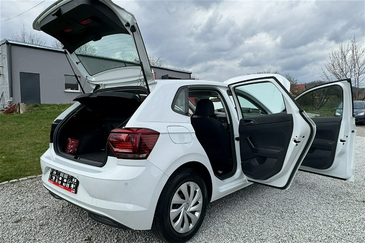 Volkswagen Polo 1.0MPI 75KM COMFORTLINE z Niemiec, Grzane siedzenia, Czujniki parkow.! zdjęcie 7