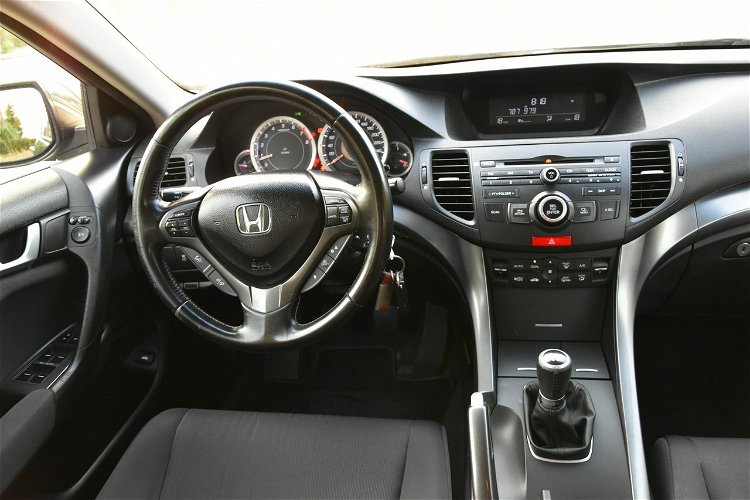 Honda Accord 2.0i-VTEC 156KM Manual X.2012r. Polski Salon Climatronic TEMPOMAT zdjęcie 15