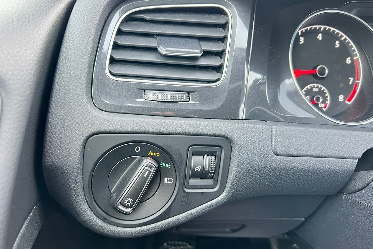 Volkswagen Golf 1.8 Tsi automat dsg moc 180 KM kamera ledy klima okazja zamiana 1r dwa zdjęcie 35