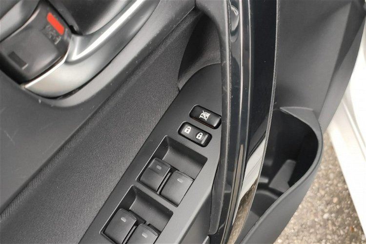 Toyota Auris Serwisowany / Klimatronic / Tempomat / Kamera parkowania zdjęcie 12