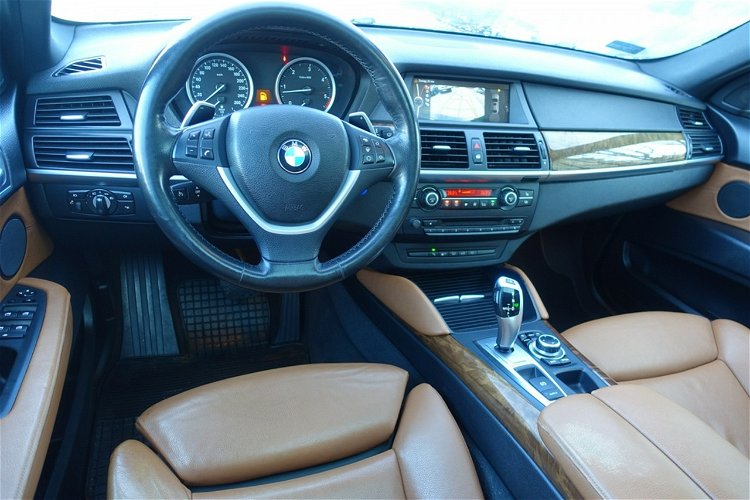 X6 BMW X6 4.0D - 306 KM / Szyberdach / TV / HUD / Podgrzewana kierownica zdjęcie 23