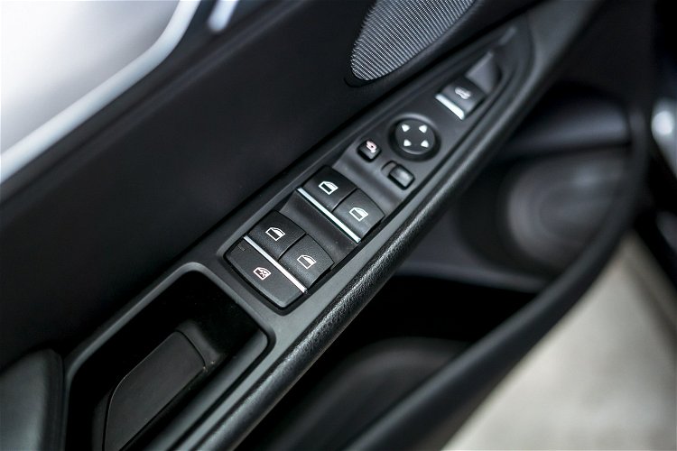 BMW X6 M50d 381KM/Driving Assistant Plus/Adaptacyjny LED/Harman/Fotel Komfort zdjęcie 19