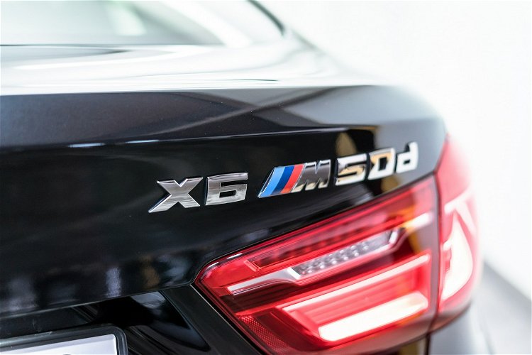 BMW X6 M50d 381KM/Driving Assistant Plus/Adaptacyjny LED/Harman/Fotel Komfort zdjęcie 23
