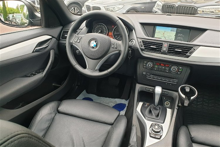 BMW X1 X-drive. 204 Konie. Automat. Skóry. Navi. Panorama. zdjęcie 15