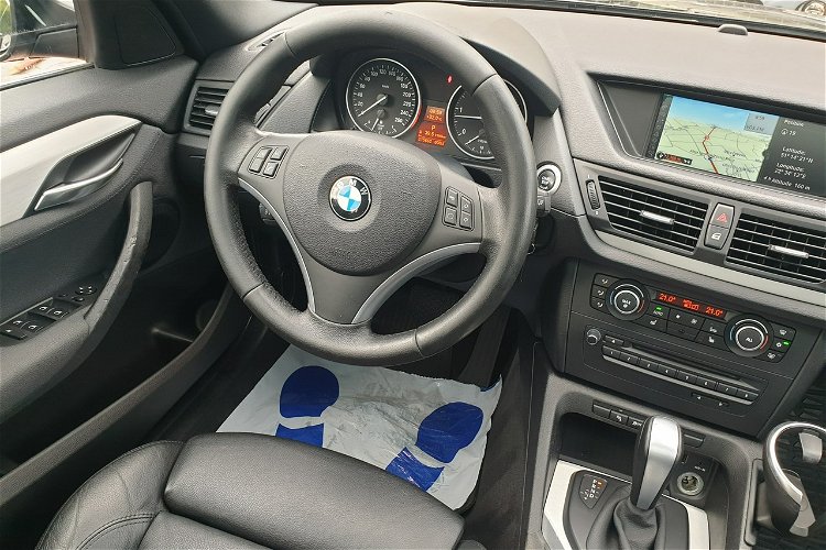 BMW X1 X-drive. 204 Konie. Automat. Skóry. Navi. Panorama. zdjęcie 16