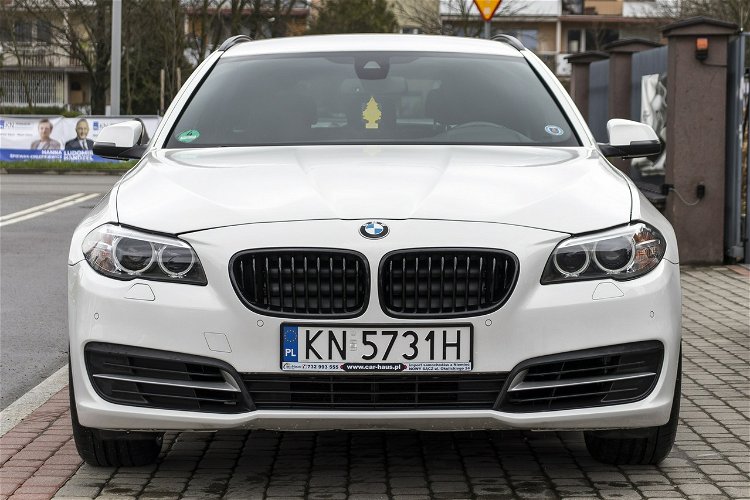 BMW 520 2.0_Diesel_190KM_236 tyś. km_FV23%_zarejestrowany zdjęcie 2