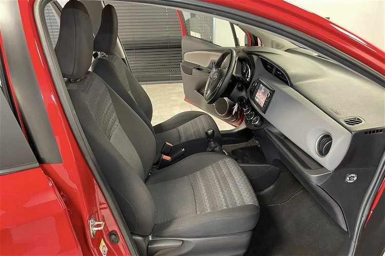 Toyota Yaris 1.33 99KM Face Lift Premium Klima Alu Kamera tyl 1Wł SALON PL 55.000km zdjęcie 27