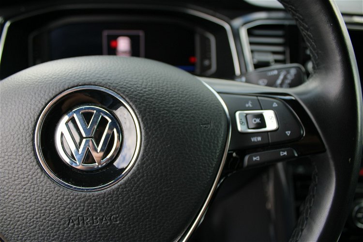 Volkswagen T-Roc DSG F-vat Virtual Gwarancja NAVI 150KM zdjęcie 13