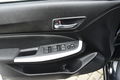 samochód osobowy Suzuki zdjęcie 16