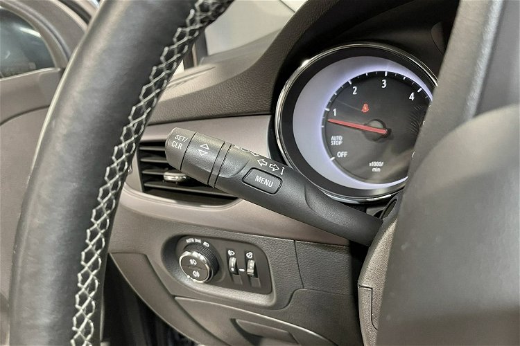Opel Astra 1.6CDTi 110KM EDITION COSMO Klimatronic NAVI Asystenty Led FAKTURA VAT zdjęcie 12