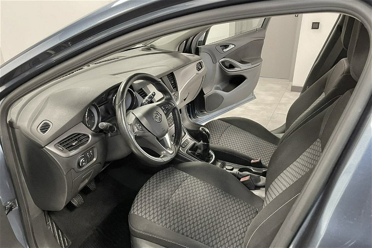 Opel Astra 1.6CDTi 110KM EDITION COSMO Klimatronic NAVI Asystenty Led FAKTURA VAT zdjęcie 7