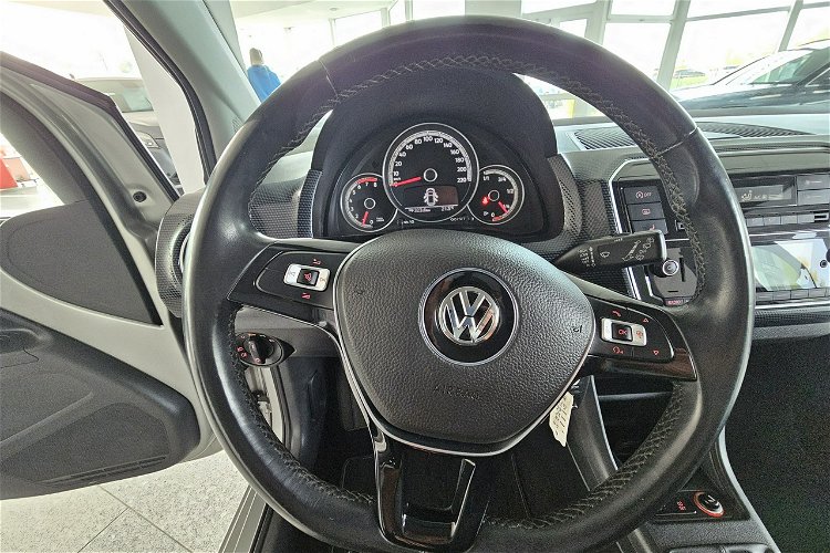 Volkswagen Up klimatronik , podgrzewane fotele , zarejestrowany, zadbany zdjęcie 10