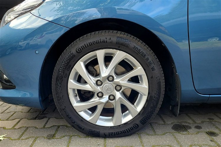 Toyota Auris 1.8 HSD 135KM PREMIUM COMFORT, salon Polska, gwarancja zdjęcie 28