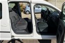 Volkswagen Caddy 15r. podjazd dla inwalidów rampa wózek webasto 5os. super stan zdjęcie 16