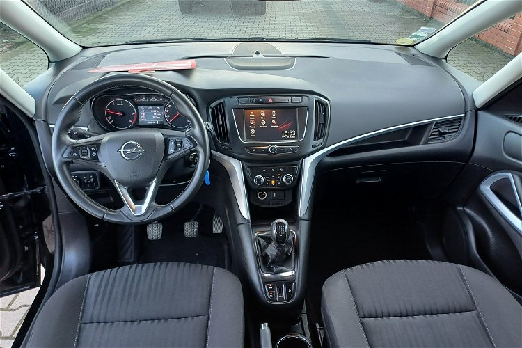 Opel Zafira TOURER 1.6 CDTi ecoFLEX 136 KM 7-Osób Navi 1 rej. 01.2018 zdjęcie 9