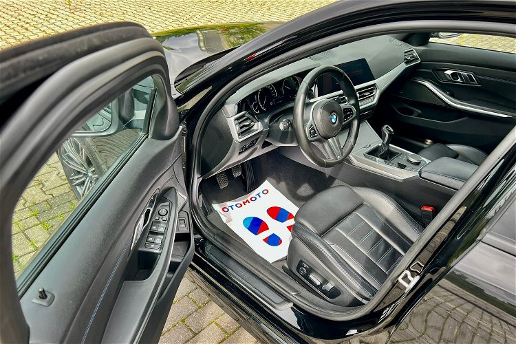BMW Seria 3 full led m pakiet śliczna zadbana bez wkładu finansowego manual zdjęcie 15