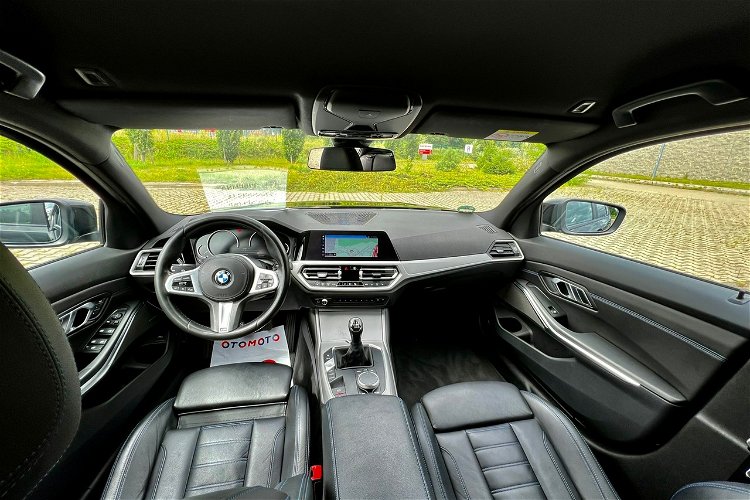 BMW Seria 3 full led m pakiet śliczna zadbana bez wkładu finansowego manual zdjęcie 25