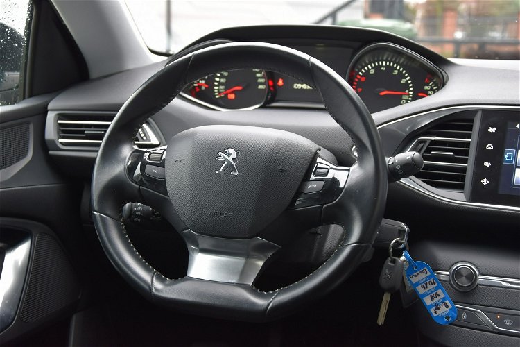 Peugeot 308 1.2 Benzyna Gwarancja Bogate Wyposażenie Zadbane zdjęcie 15