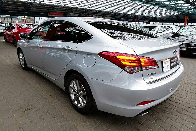 Hyundai i40 3 Lata GWARANCJA I-wł Kraj Bezwypadkowy LED 2.0i 16v 165KM FV23% 4x2 zdjęcie 4