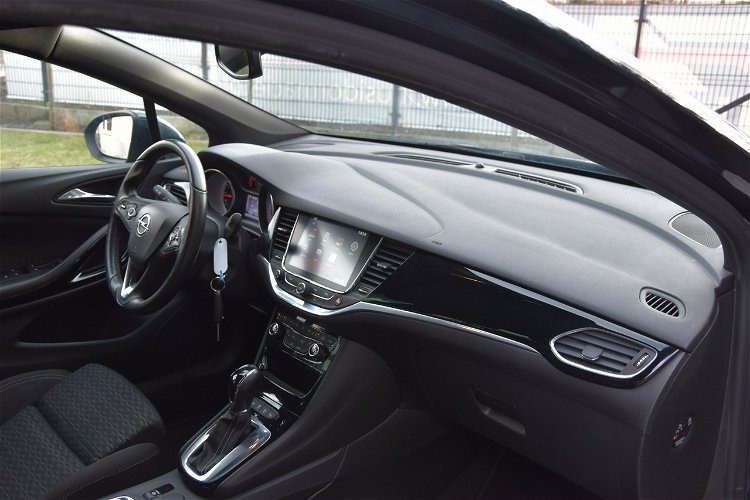 Opel Astra 1.4 Benzyna Gwarancja Bogate Wyposażenie Zadbane zdjęcie 11