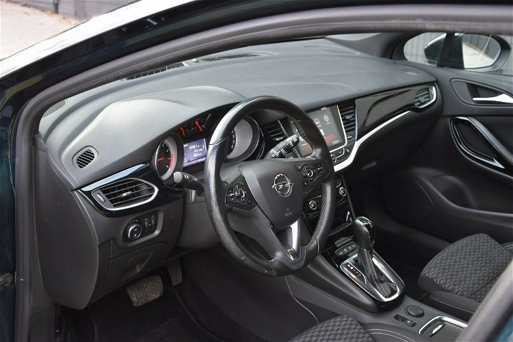Opel Astra 1.4 Benzyna Gwarancja Bogate Wyposażenie Zadbane zdjęcie 8