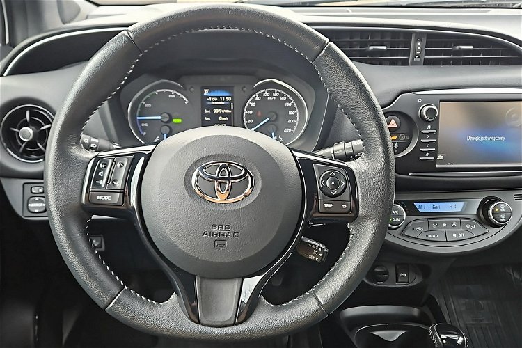 Toyota Yaris 1.5 HSD 100KM SELECTION SMART, salon Polska, gwarancja zdjęcie 15